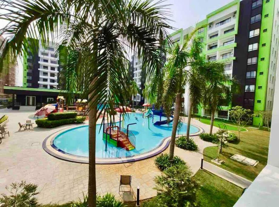 Manhattan Condo Ipoh With Water Park And Pool View Esterno foto